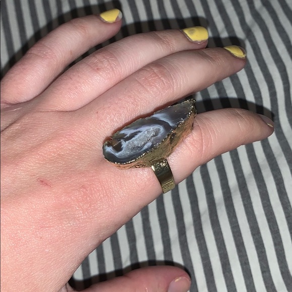 Natural stone Quartz resizable ring - Picture 3 of 3